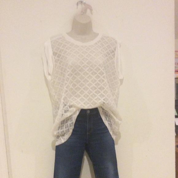 Ivory top - Picture 2 of 4